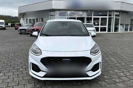 Ford Fiesta 16.931 km 18.990 &euro; Helgoland 27498
