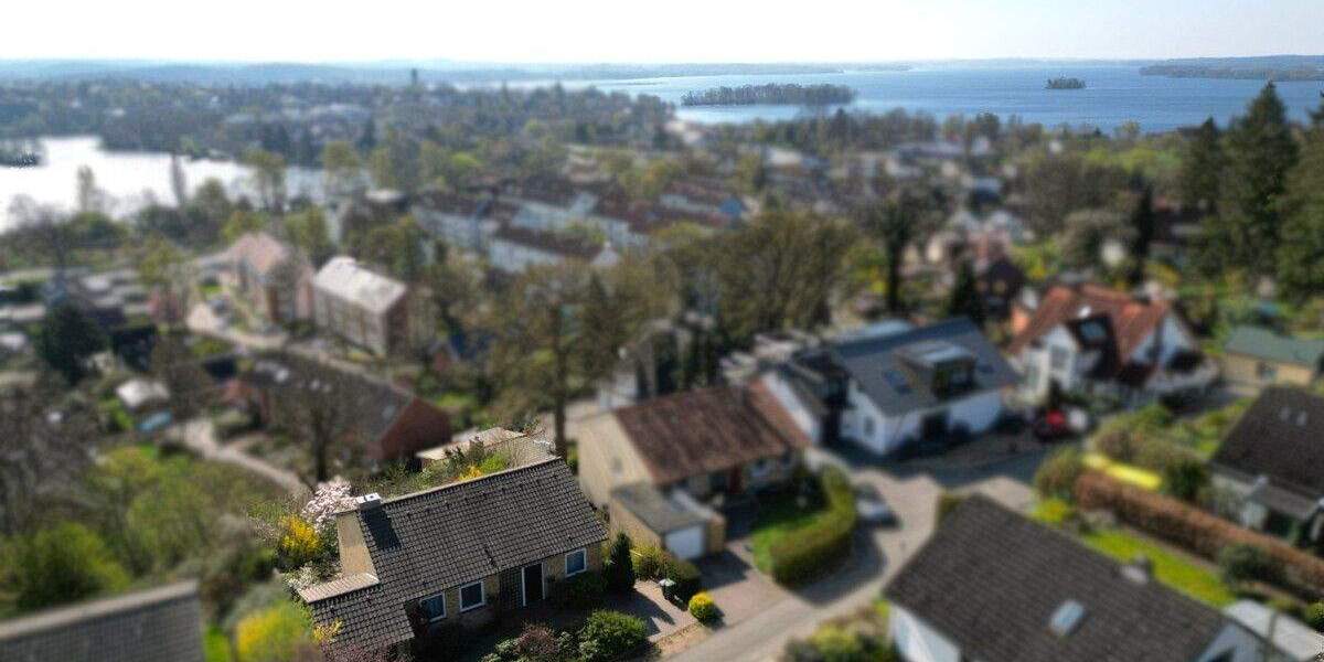 Aussicht, die begeistert - Logenplatz über Plöns Seenlandschaft 6 zimmer