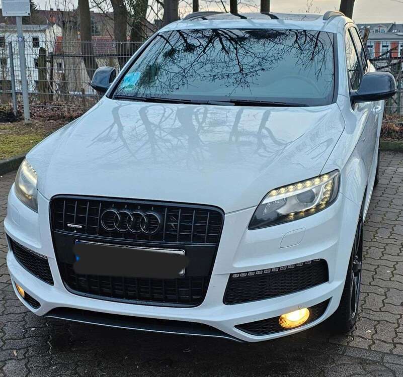 Q7