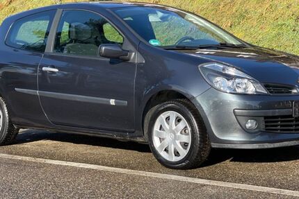 Renault Clio 48.000 km 5.900 &euro; Fellbach 70736