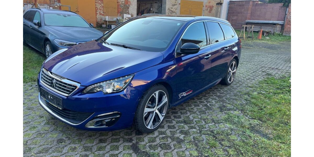 Peugeot 308 87.000 km 8.499 &euro; Leipzig 04288