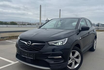 Opel Grandland (X) 99.440 km 13.750 &euro; Sindelfingen 71065
