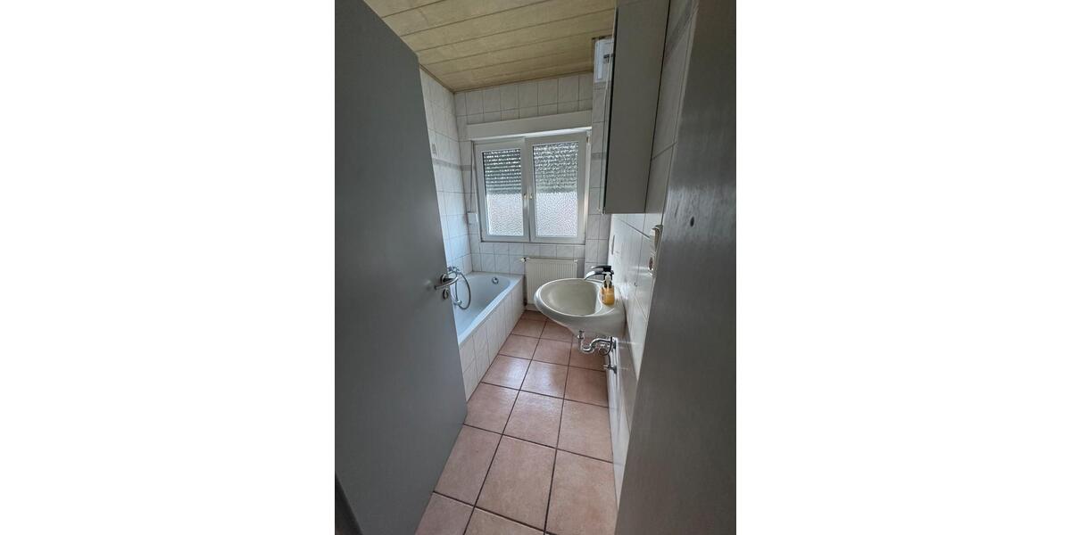 Etagenwohnung Haiger - 2 Zimmer, 60 m&sup2;, 630&euro; | Angebot:25406608