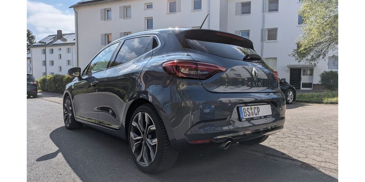 Renault Clio 64.000 km 15.800 &euro; Braunschweig 38126