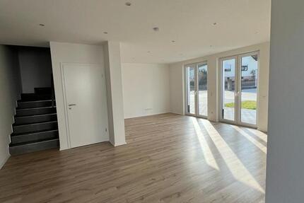 Neubauwohnung Doppelhaushälfte in Gemünden-Hofstetten 3 zimmer
