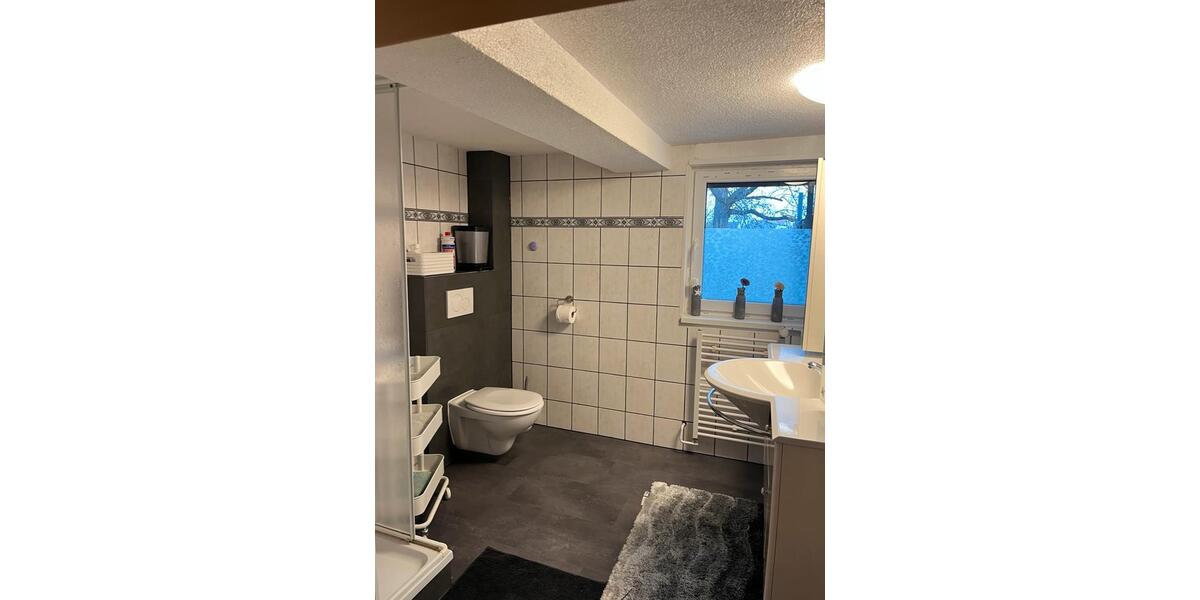 Einfamilienhaus Salzgitter Ortschaft Südost - 1 Zimmer, 145 m&sup2;, 2.200&euro; | Angebot:24653462
