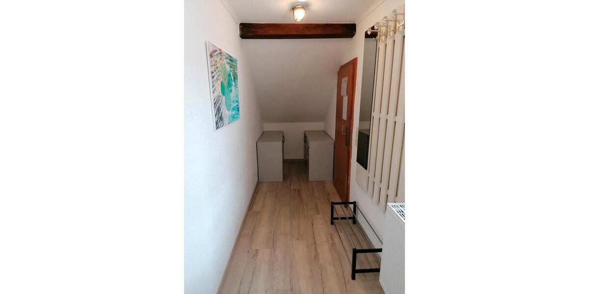 Dachgeschoßwohnung Rödental - 4 Zimmer, 85 m&sup2;, 155.000&euro; | Angebot:26961560