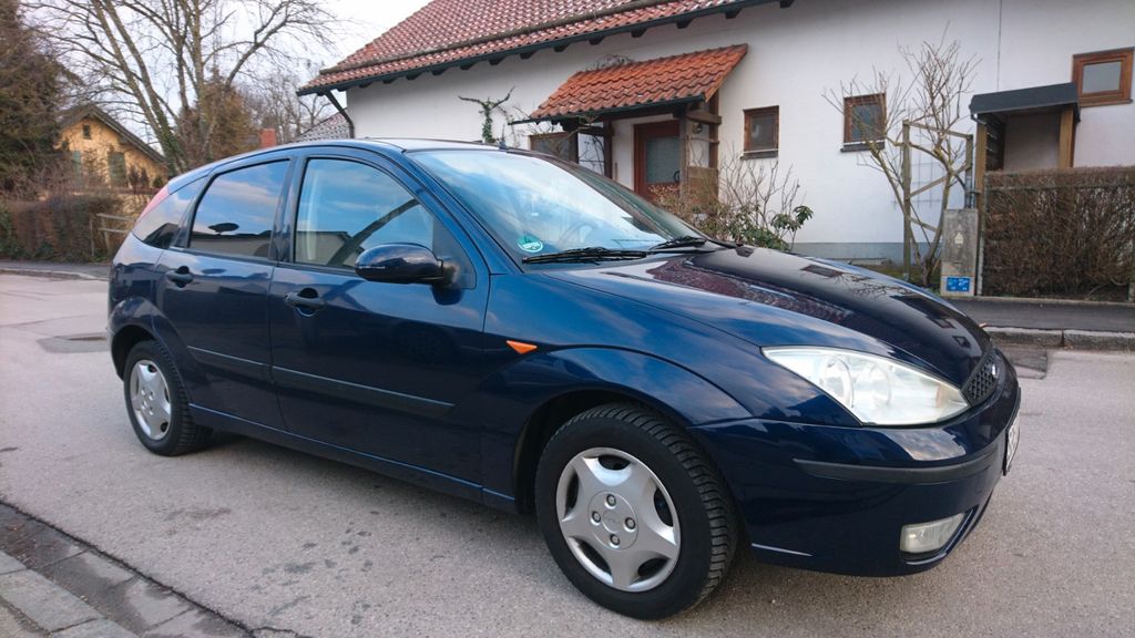 Ford Focus 138.700 km 1.150 € Erding 85435