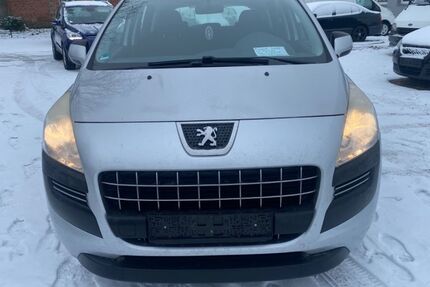Peugeot 3008 182.000 km 2.700 &euro; Bandenitz 19230