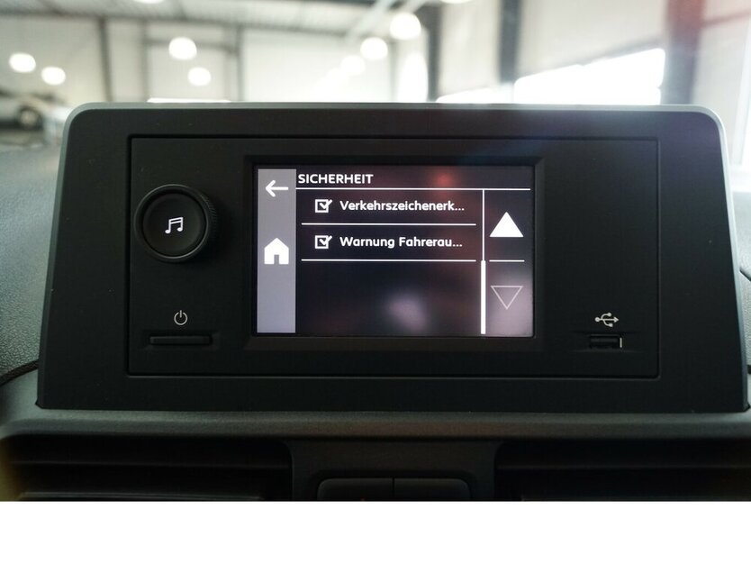 Berlingo e 136 Feel M Batteriezertifikat
