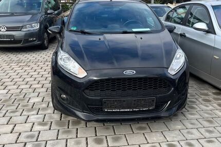 Ford Fiesta 174.000 km 4.990 € Schmelz 66839