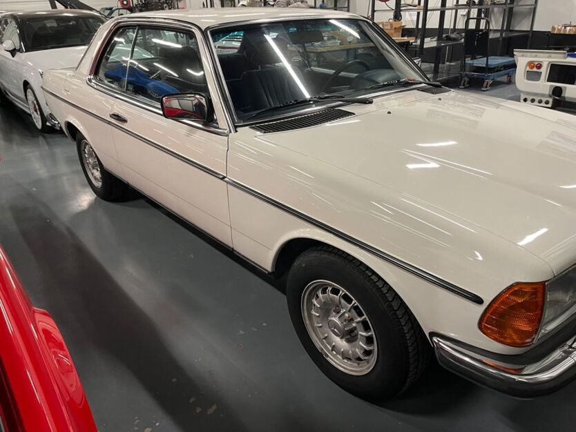 Mercedes-Benz 280 144.000 km 20.500 € trier 54900