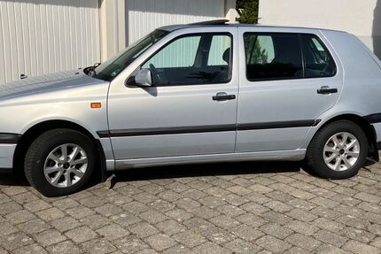 VW Golf 108.004 km 3.900 &euro; Überlingen 88662