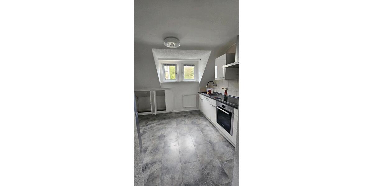 Dachgeschoßwohnung Siegen Kaan-Marienborn - 3 Zimmer, 60 m&sup2;, 700&euro; | Angebot:26254940