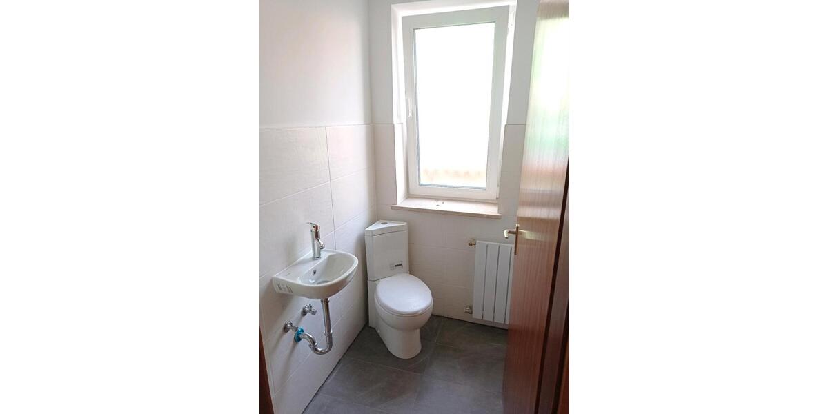 Erdgeschoßwohnung Teublitz - 3 Zimmer, 90 m&sup2;, 750&euro; | Angebot:26024587