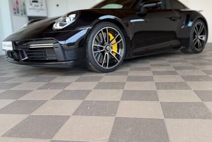 Porsche 992 7.800 km 231.880 &euro; Pilsting 94431