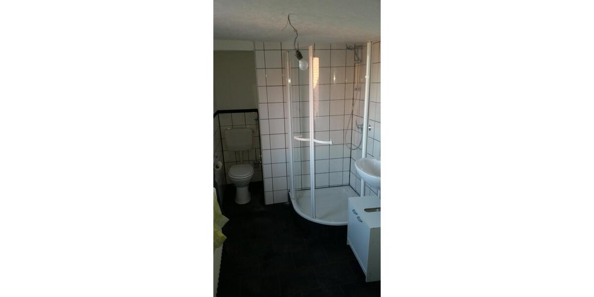 Etagenwohnung Neuental - 2 Zimmer, 70 m&sup2;, 450&euro; | Angebot:25181644