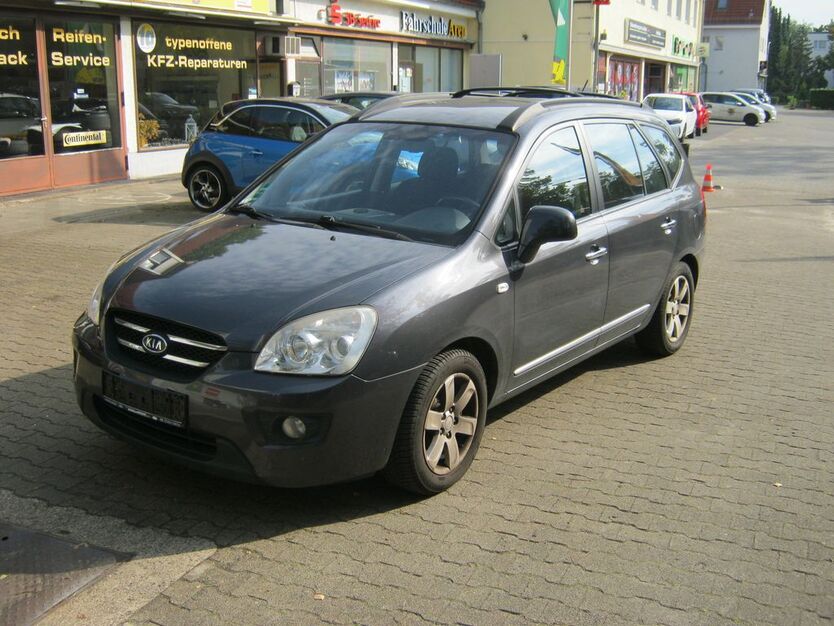 Kia Carens 189.000 km 2.990 € Berlin / Wir bitten um telefonische Terminvereinbarung ! 14167