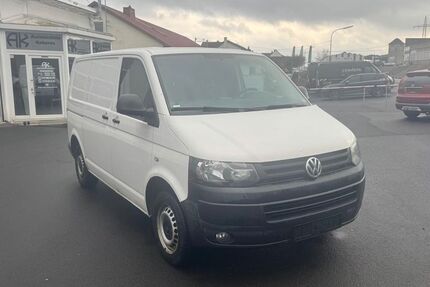 VW T5 Transporter 355.000 km 5.790 &euro; Ebernhahn 56424