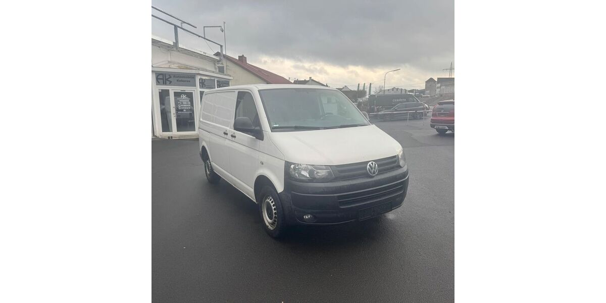 VW T5 Transporter 355.000 km 5.790 &euro; Ebernhahn 56424