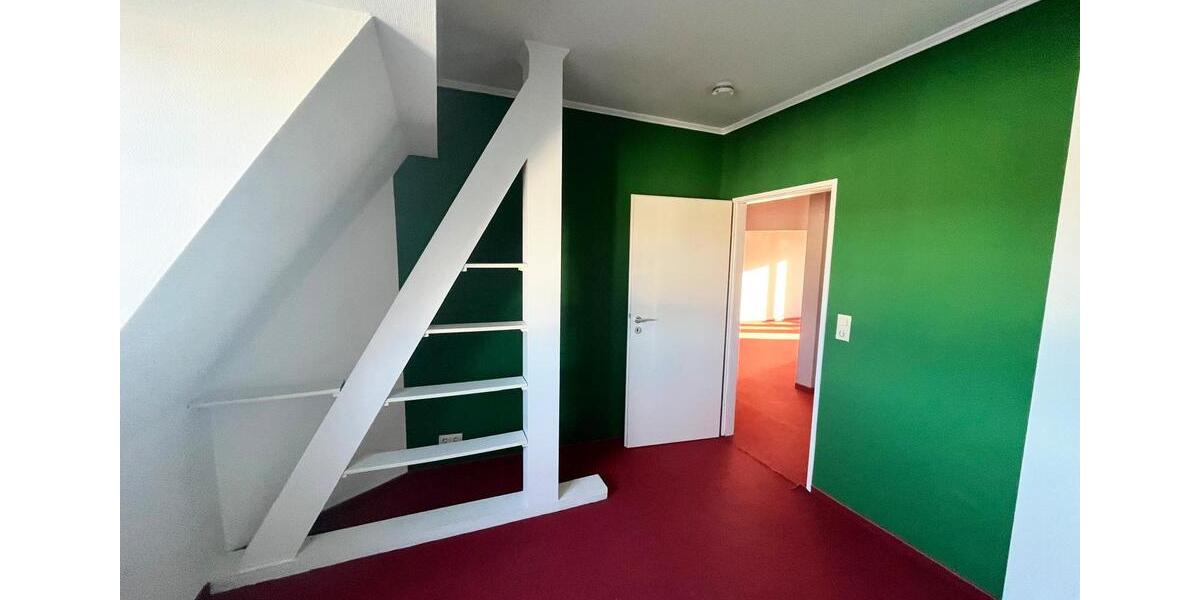 Dachgeschoßwohnung Hamburg Eppendorf - 3.5 Zimmer, 98 m&sup2;, 850.000&euro; | Angebot:25933215