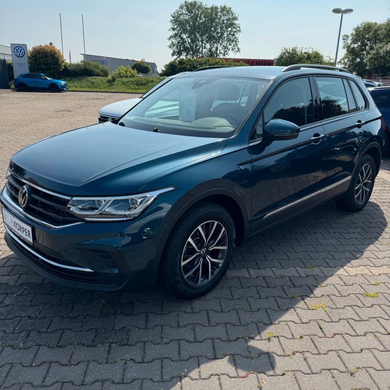 VW Tiguan 70.179 km 28.855 € Sömmerda 99610