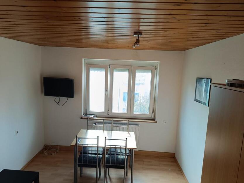 WG-Zimmer in Weinsberg, Heilbronn. Top Anbindung, zentral, ruhig