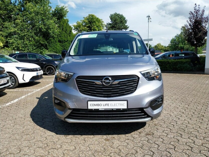 Opel Combo Life - e Ultimate 1.500 km 28.290 € HAAN 42781