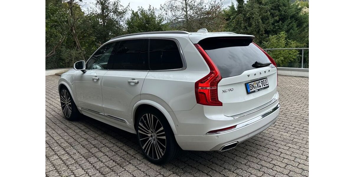 Volvo XC90 72.000 km 46.900 &euro; Bonn 53179