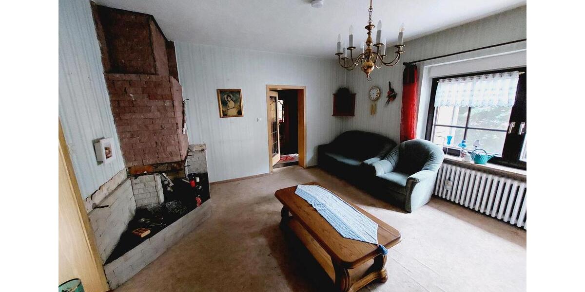 Einfamilienhaus Lieberose - 9 Zimmer, 300 m&sup2;, 194.800&euro; | Angebot:24838726