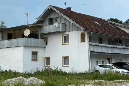 Haus Viechtach - 12 Zimmer, 225 m&sup2;, 239.000&euro; | Angebot:26960808