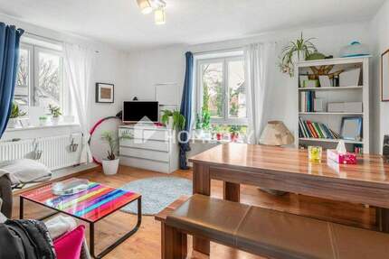 Moderne Etagenwohnung mit eigenem Gartenanteil und Stellplatz in guter Lage 4 zimmer