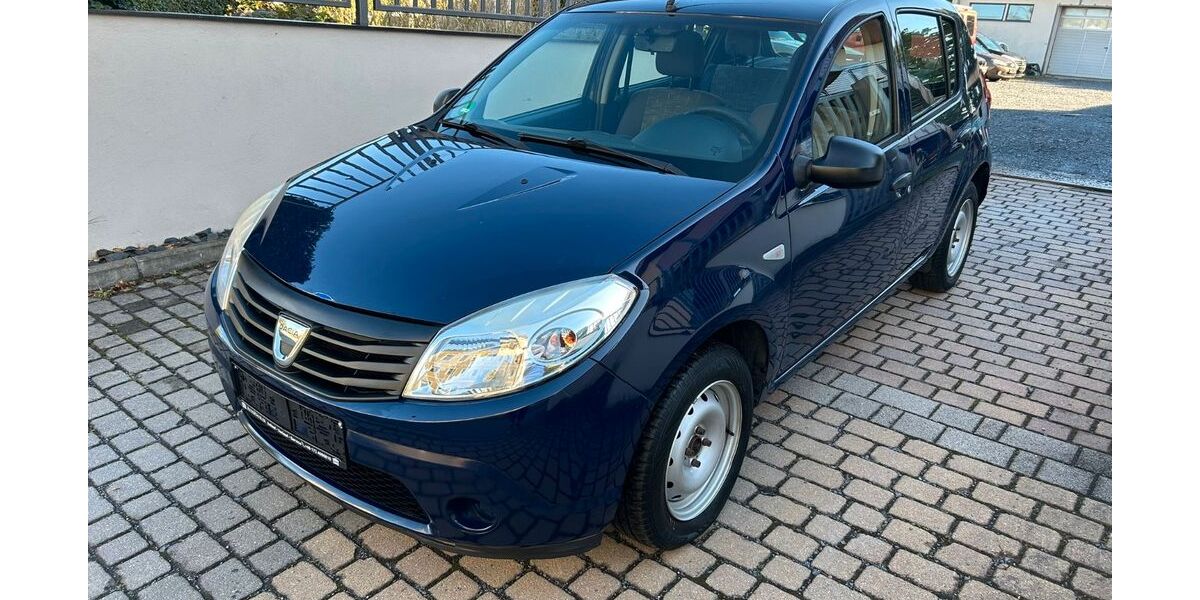 Dacia Sandero 111.000 km 2.495 &euro; Coswig 01640