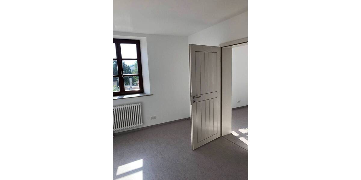 Gewerbeobjekt Wendelstein - 4 Zimmer, 140 m&sup2;, 1.500&euro; | Angebot:26555043