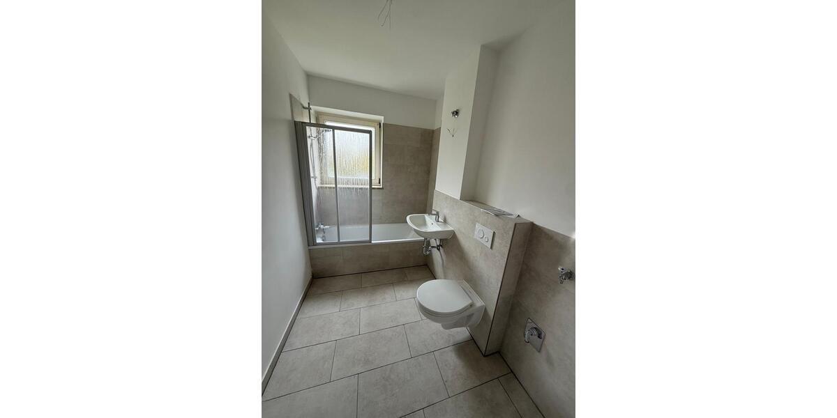 Etagenwohnung Amberg - 3 Zimmer, 73 m&sup2;, 765&euro; | Angebot:26276519