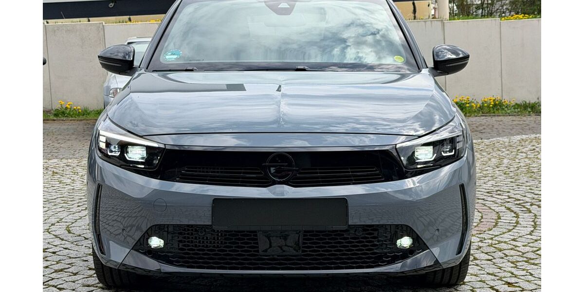 Opel Corsa 13.315 km 14.850 &euro; Herborn 35745