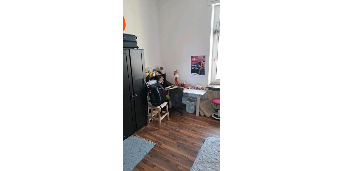 Etagenwohnung Frankfurt am Main Schwanheim - 3 Zimmer, 65 m&sup2;, 1.100&euro; | Angebot:26326831