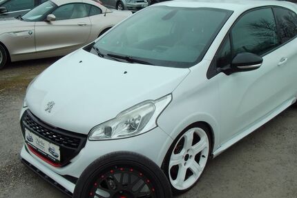 Peugeot 208 118.000 km 6.750 &euro; Waiblingen (bei Stuttgart) 71332