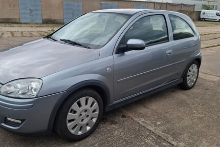 Opel Corsa 159.009 km 1.299 &euro; Halle 06116