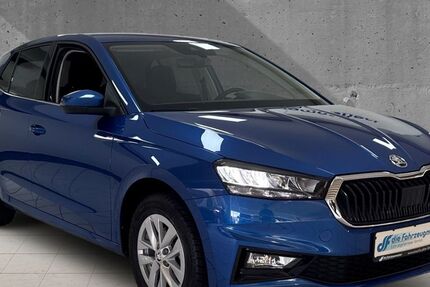 Skoda Fabia 9.000 km 19.488 &euro; Rheinbach 53359