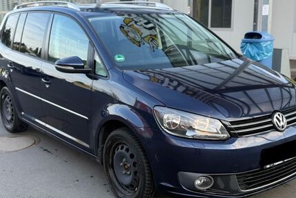 VW Touran 225.123 km 5.999 &euro; Friedberg (Hessen) 61169