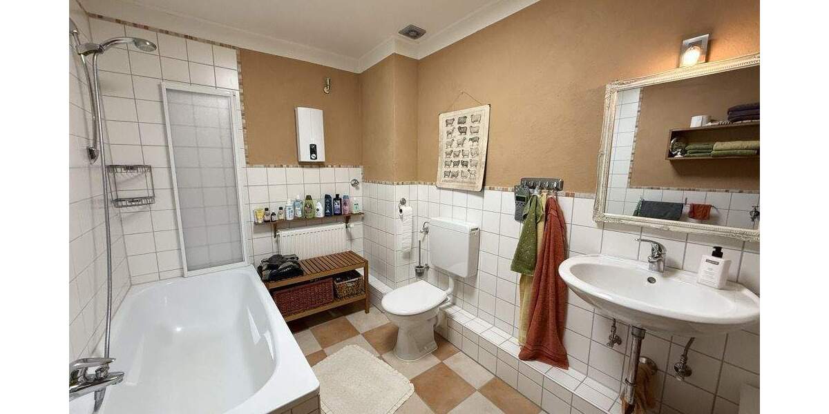 Mehrfamilienhaus, Wohnhaus Aachen / Hahn Hahn - 8 Zimmer, 328 m&sup2;, 890.000&euro; | Angebot:25801606