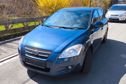 Kia ceed / Ceed 148.000 km 3.300 &euro; Stetten am kalten Markt 72510