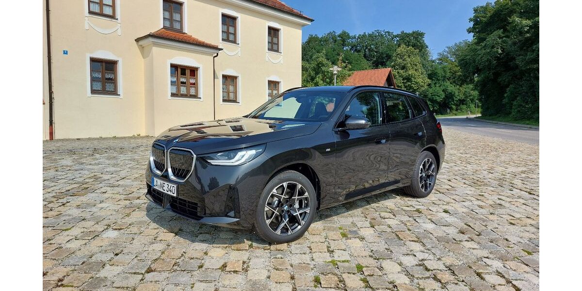 BMW X3 8.800 km 59.900 &euro; Kröning 84178