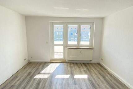 Wohnung Weida - 3 Zimmer, 61 m&sup2;, 340&euro; | Angebot:25776567