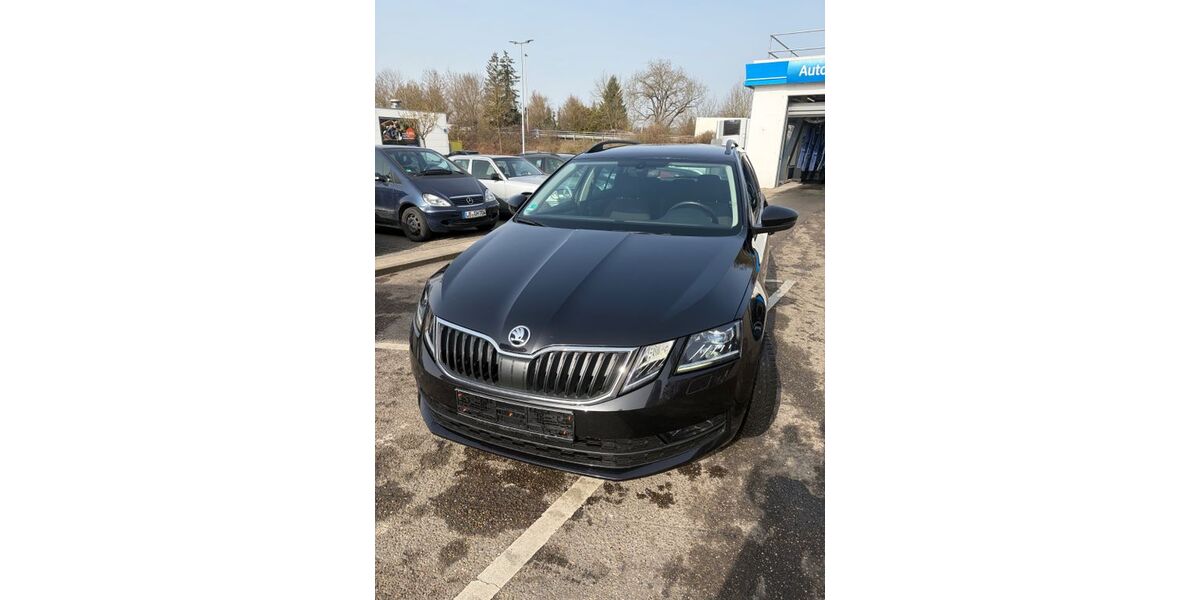 Skoda Octavia 199.500 km 6.800 &euro; Ludwigsburg 71642