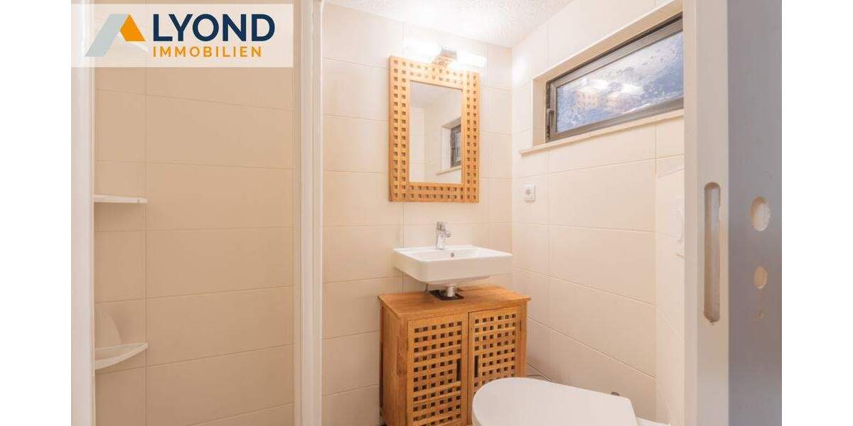 Zweifamilienhaus saniert zwischen Leipzig - Halle, mit Pool und Garten - modern & energieeffizient 7 zimmer