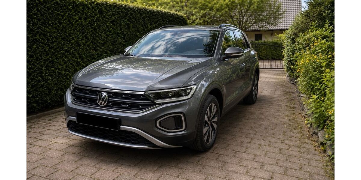 VW T-Roc 13.264 km 28.900 &euro; Dassendorf 21521