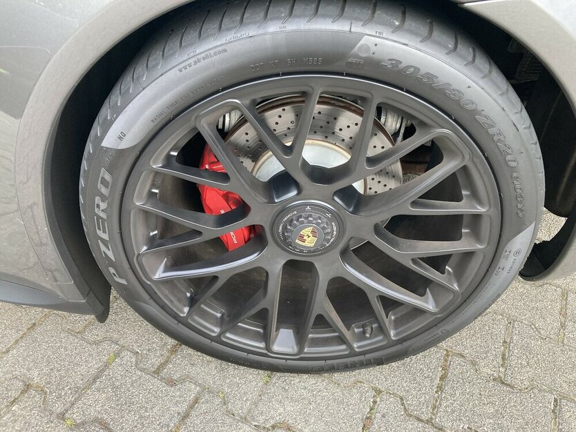 Porsche 911 Carrera GTS Cabriolet Approved 05/27 45.700 km 118.555 € Schorndorf 73614