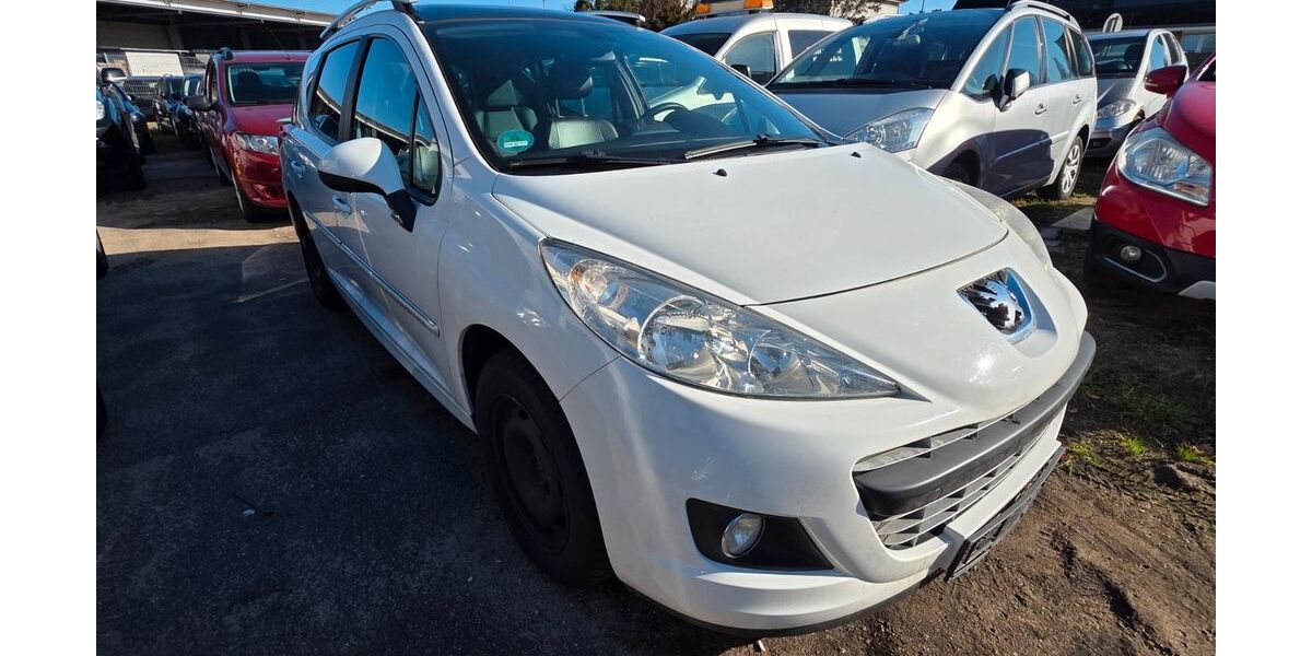 Peugeot 207 299.569 km 2.300 &euro; Lübeck 23568